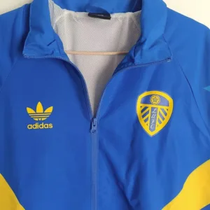 Leeds United Rompevientos 2025 2026 Azul - Maglia Leeds United | escamisetasfutbol