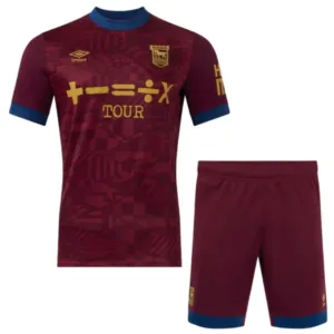 Ipswich Town Niños Conjunto 2024 2025 Segunda Rojo - Tuta Ipswich Town Niños | escamisetasfutbol